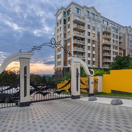 Luxury Apartment Close To The City Centre Kischinau Exterior foto